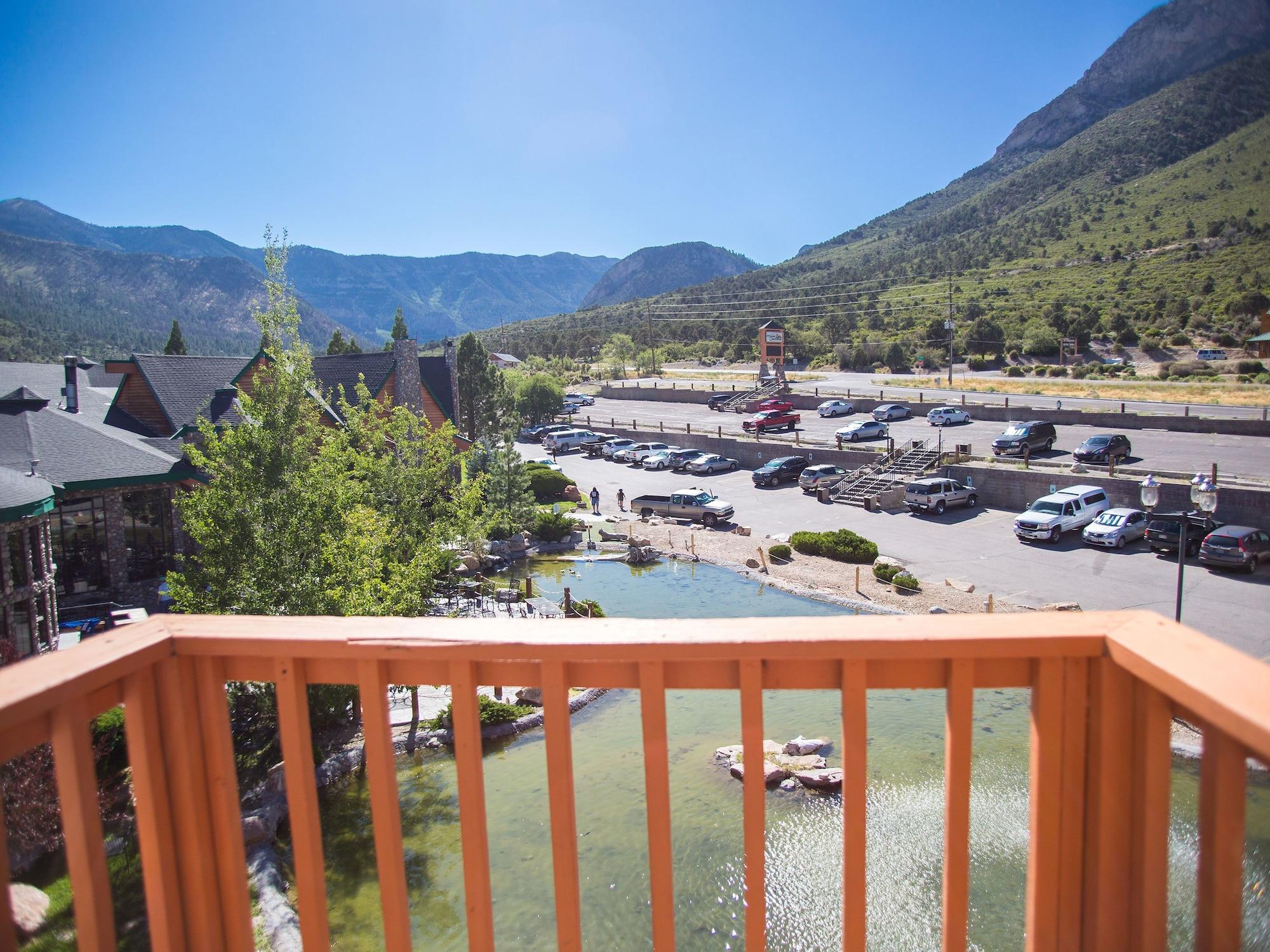 เดอะรีสอร์ต ออน เมานต์ ชาร์ลสตัน Hotel Mount Charleston ภายนอก รูปภาพ