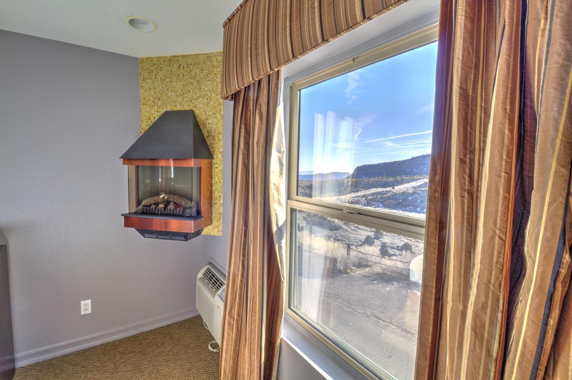 เดอะรีสอร์ต ออน เมานต์ ชาร์ลสตัน Hotel Mount Charleston ภายนอก รูปภาพ