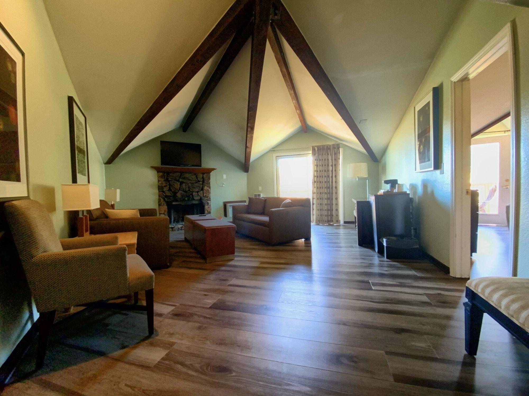 เดอะรีสอร์ต ออน เมานต์ ชาร์ลสตัน Hotel Mount Charleston ภายนอก รูปภาพ